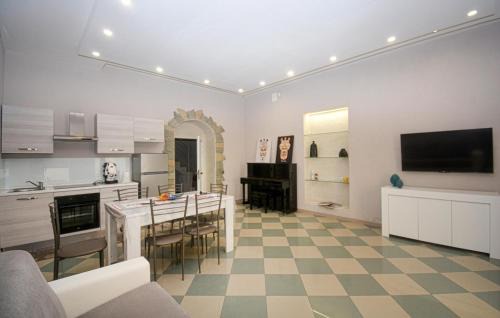 Solarino Casa | Lovely Home In Solarino With House A Panoramic View