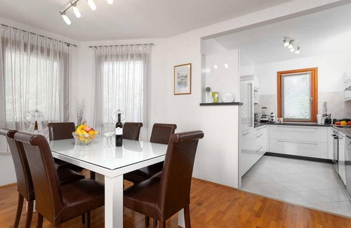 Murine Casa | Preciosa casa en Umag con WiFi