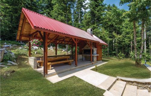 Presika Casa | Lovely Home In Vrbovsko With Kitchen