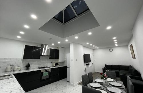 Sheldon Apartamento | Lovely Home near BHX airport, NEC