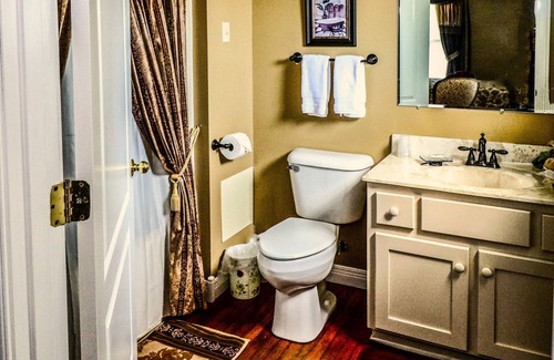 Loretto Cama Y Desayuno | Lovely home on the Kentucky Bourbon Trail, 3 miles from Maker's Mark Distillery