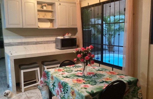 Parrita Casa | LOVELY HOME - PRIVATE POOL - PING PONG PERFECT FOR SNOWBIRDS SEE YOU SOON!