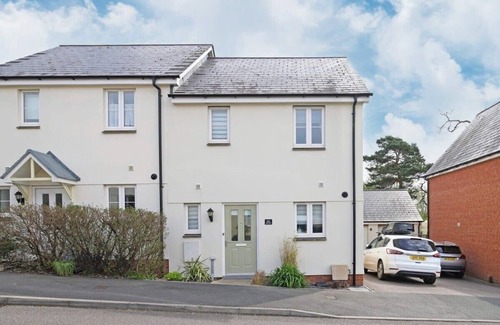 Sidmouth Casa | Lovely Home w/ Parking & Garden, Sidmouth