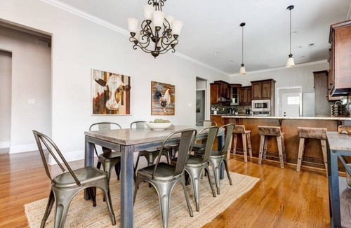 Wesley Heights Casa | Lovely Home with In-Law Suite. In the City!