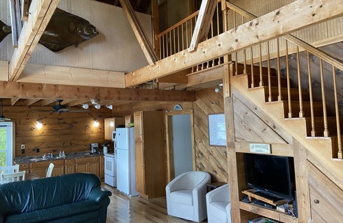Barndoor Island Casa | Lovely Home with large deck and beautiful Views of the Lake Big Barndoor Island-