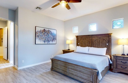 Chandler Casa | Lovely home with pool, enclosed yard, central AC, & washer/dryer