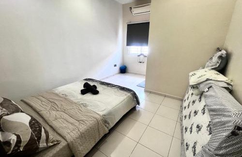 Taman Setia Indah Casa | Lovely Homestay Austin Setia Indah 911