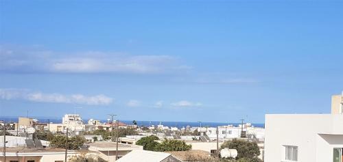 Dherynia Apartamento | Lovely house not far from the beach, near Protaras