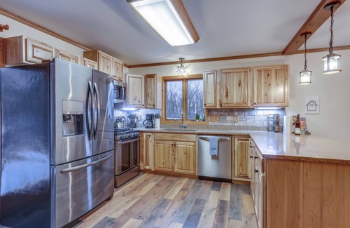 Interlaken Casa | Lovely Interlaken Home w/ Fire Pit & Yard!