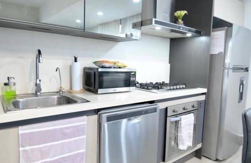 Sarasota Apartamento | ❤ Lovely KING Bed/Rooftop/Parking in Bella Vista