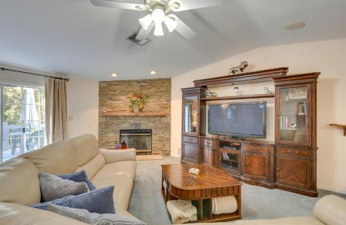 Reed Creek Casa | Lovely Lake Hartwell Retreat with Dock and Grill!