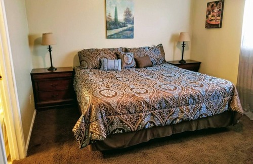 Converse Casa | Lovely Lake home near downtown riverwalk