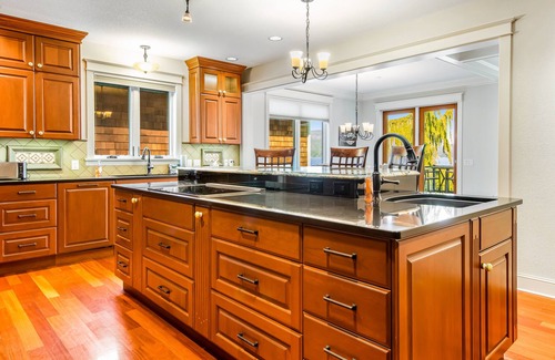 Sudden Valley Casa | Lovely lakefront home with fireplace, dock, full kitchen, & washer/dryer