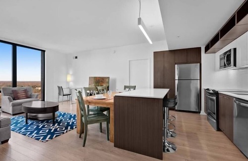 Reston Apartamento | Lovely Landscaped Patio & Onsite Parking | Fairfax | Reston