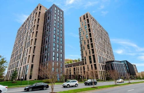 Reston Apartamento | Lovely Landscaped Patio & Onsite Parking | Fairfax | Reston