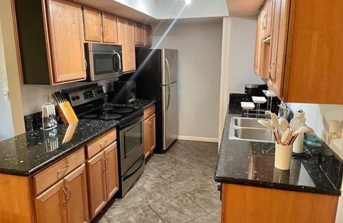 Alhambra Apartamento | Lovely Melrose Condo near GCU&DT