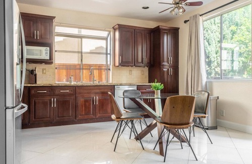 Milpitas Casa | Lovely Milpitas 4BR w/ Backyard, nr Mall & Groceries, by Blueground