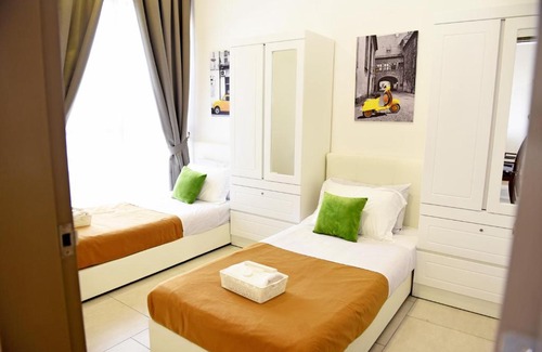 Seri Kembangan Apartamento | Lovely Mines Astetica Lake View Seri Kembangan 2BR
