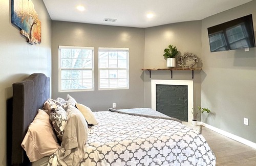 Peoplestown Casa | Lovely modern home near Downtown Atlanta & Airport