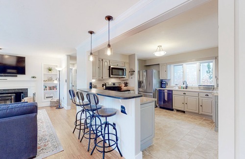 Campton Casa | Lovely mountain retreat with amazing views, game room, firepit, & woodstove