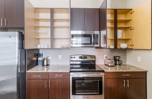 Mueller Apartamento | Lovely Mueller 1BR w/ Pool, W/D & Gym, nr park, by Blueground