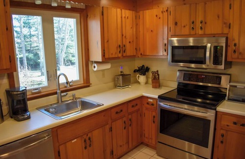 East Dennis Casa | Lovely north side home, only a short drive to Corporation Beach.