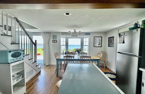 Little Compton Casa | Encantadora casa frente al mar con impresionantes vistas $ 1,500 - $ 3,300 por semana