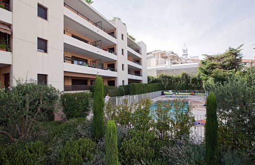 Prado - Republique Apartamento | Precioso apartamento de calidad con aire acondicionado, ascensor y piscina ubicado a 7mn de Croisette y Palais