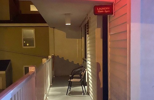 South End Apartamento | LOVELY QUEEN SIZED BED STUDIO-4 BLOCKS FROM THE BEACH