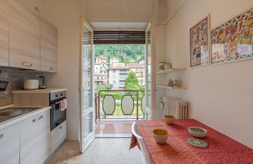 Como Apartamento | Lovely & Quiet Apartment - with Balcony