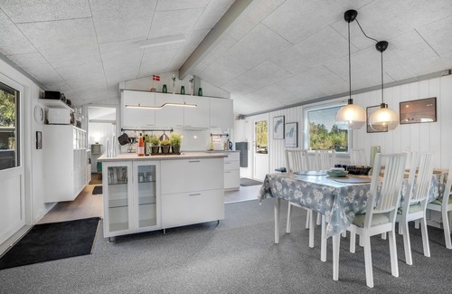 Amtoft Casa | Lovely renovated holiday home with a wilderness bath and fenced grounds.