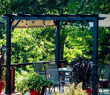 Lincolnville Casa | Lovely Retreat with a Private Deck in a Bed and Breakfast near Rockland, Maine