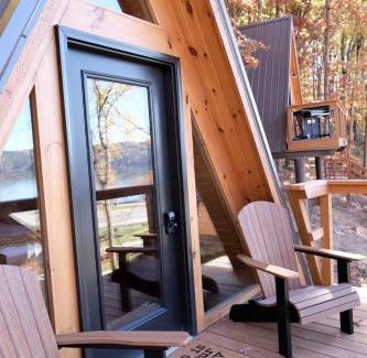 Scio Casa | Lovely Rural Cabin Nestled Among Nature in Ohio