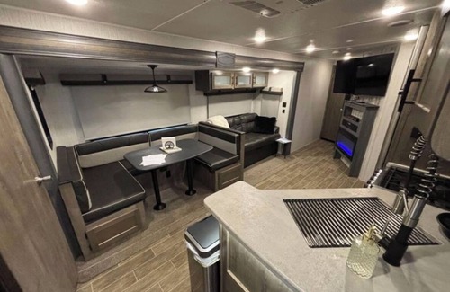 Pine Grove Casa | Lovely RV on a secluded and fenced lot. We offer a lot of amenities and add ons