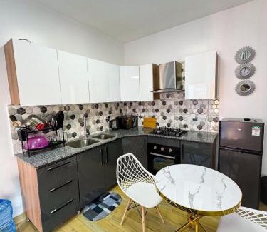 Kileleshwa Apartamento | Lovely's studio apartment