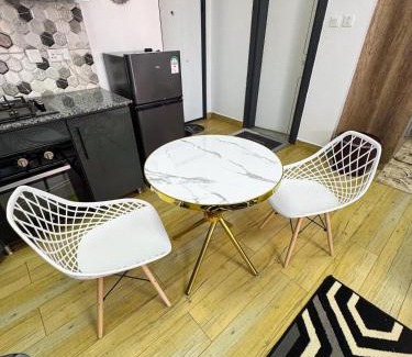 Kileleshwa Apartamento | Lovely's studio apartment