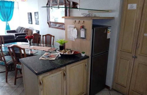 Kingsborough Apartamento | Lovely Sea Facing unit, On the beach, Amanzimtoti