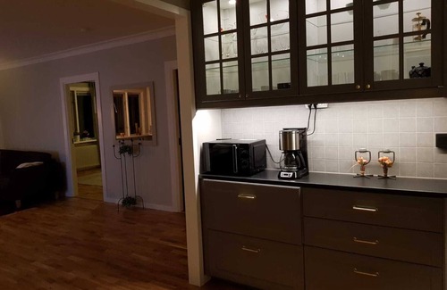 Sandviken Apartamento | Precioso apartamento espacioso con estacionamiento gratuito