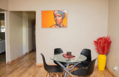 Woodmead Apartamento | Lovely Spacious Two bedroom apartment