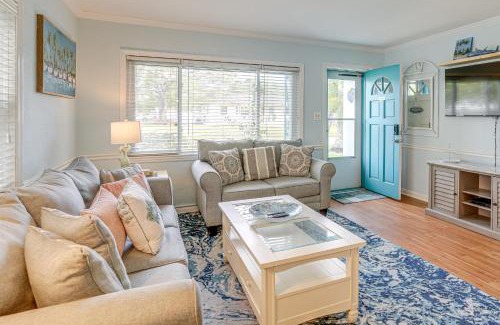 Gulfport Casa | Lovely St Pete Beach Cottage, Walk to Beach and Town
