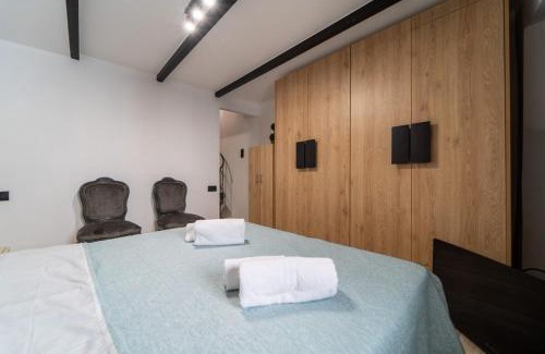 Krouson Apartamento | Lovely Stonehouse in the village