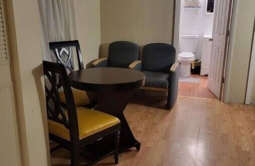 Smith's Memento Apartamento | Lovely Studio/1 Bedroom Daytona Beach/Nr Ocean Ctr