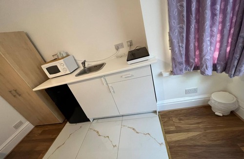 Stonebridge Apartamento | Lovely Studio Flat in London