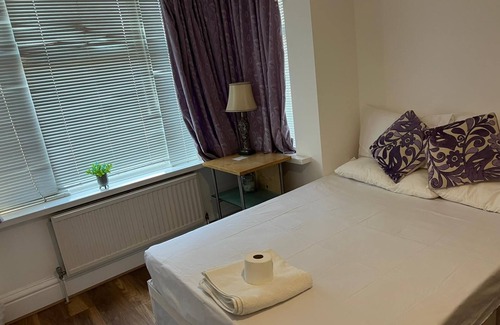 Stonebridge Apartamento | Lovely Studio Flat in London