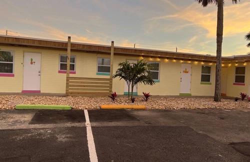 Bridgeport Heights Apartamento | Lovely studio unit with free parking on premises.