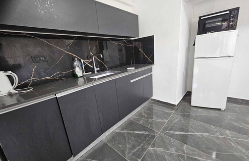 Kiryat Motzkin Apartamento | Lovely studio with AC in Haifa