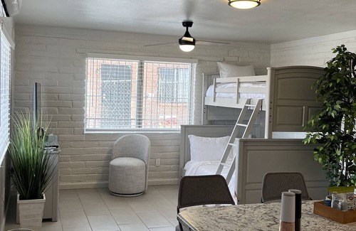 Nogales Apartamento | Lovely studio with private parking
