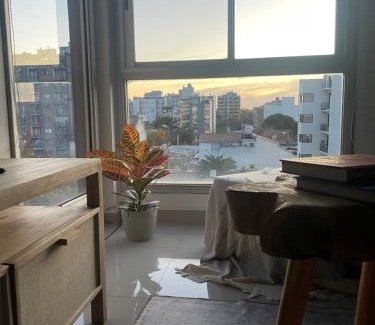 Morón Apartamento | Lovely sunset department