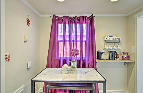 Central Tacoma Cabaña | Lovely Tacoma Cottage w/ Fire Pit, Near Dtwn!