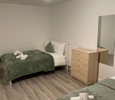 Euston Casa | Lovely Triple and Quadruple Rooms in Euston & Square in Central London